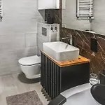 Komfortowy Jacuzzi & Balkon & 2 Sypialnie *