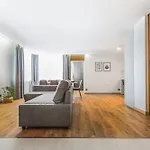 Apartmán Komfortowy Jacuzzi & Balkon & 2 Sypialnie