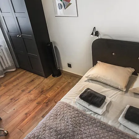 Apartmán Komfortowy Jacuzzi & Balkon & 2 Sypialnie *