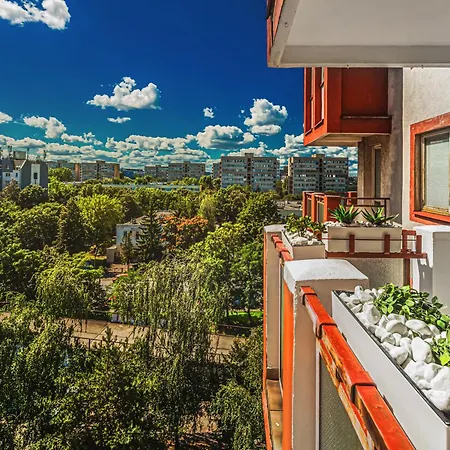 Апартаменты Komfortowy Jacuzzi & Balkon & 2 Sypialnie Вроцлав