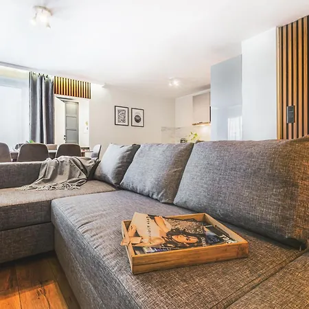 Komfortowy Jacuzzi&balkon&2 Sypialnie Apartament *