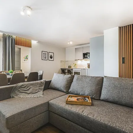 Komfortowy Jacuzzi&balkon&2 Sypialnie Apartament *