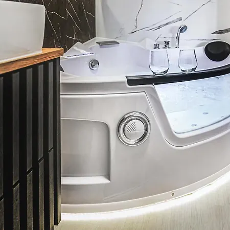 Komfortowy Jacuzzi&balkon&2 Sypialnie