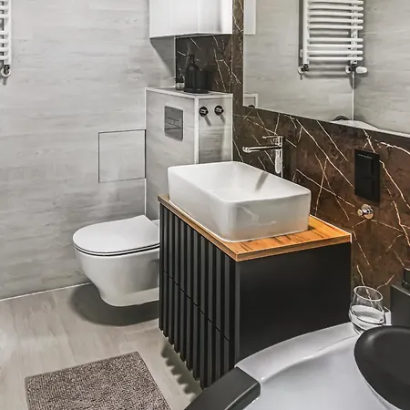 Komfortowy Jacuzzi&balkon&2 Sypialnie *