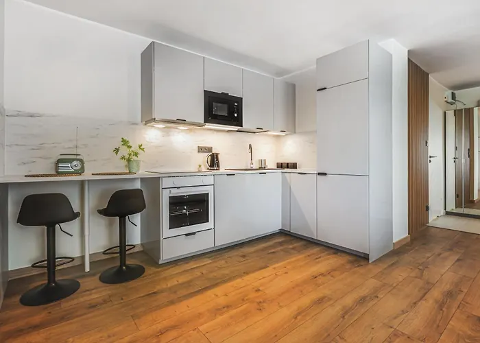 Lejlighed Komfortowy Jacuzzi & Balkon & 2 Sypialnie *