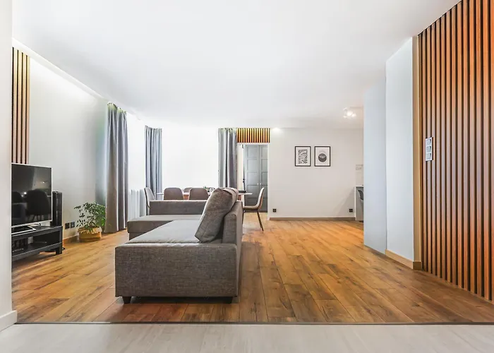 Lejlighed Komfortowy Jacuzzi & Balkon & 2 Sypialnie